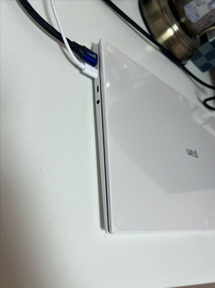 LG 2025년 그램 ai 노트북 팝니다! 이미지