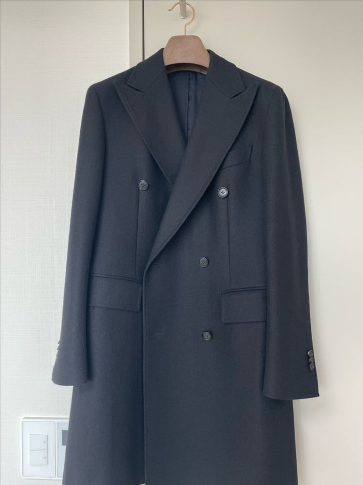 수트 서플라이(SUIT SUPPLY) 울캐시미어 블랙 더블브레스티드 코트 이미지