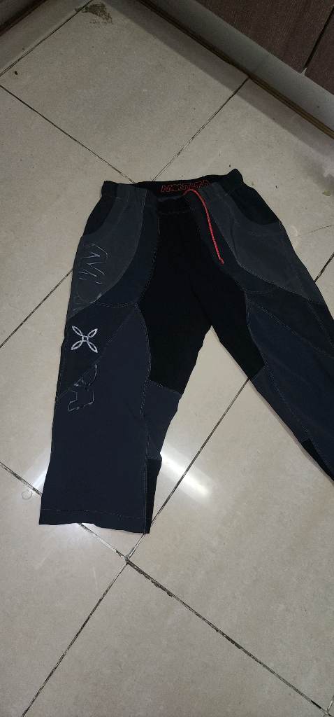 몬츄라 7부팬츠 여성 이미지