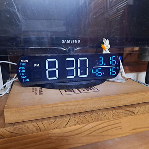 LED 디지털 탁상시계 이미지