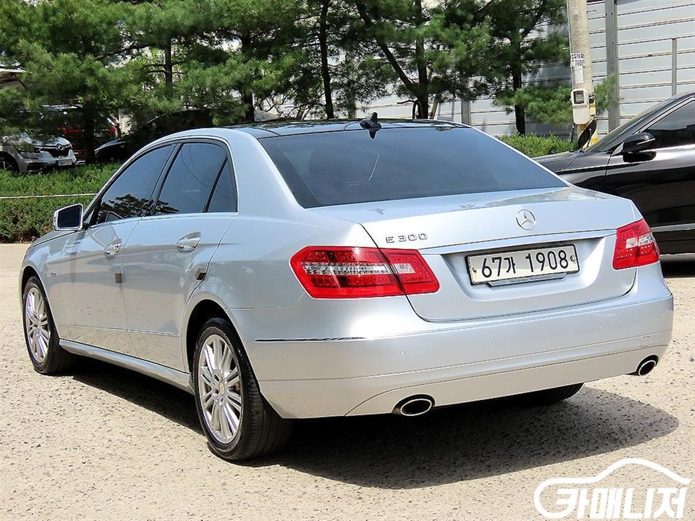 [벤츠]E-클래스 W212 E300 엘레강스 이미지