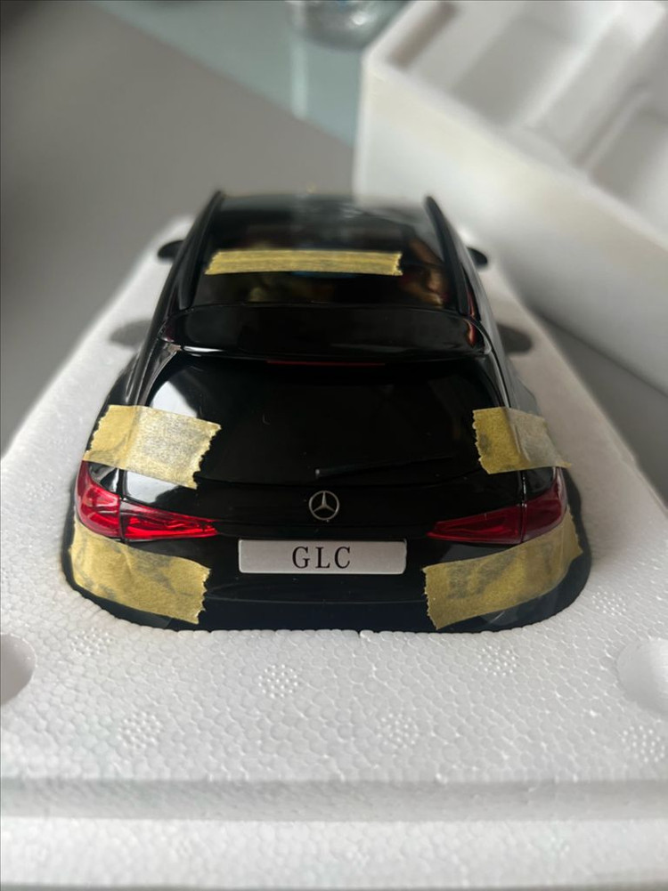 1:18 iscale 벤츠 glc 다이캐스트 이미지