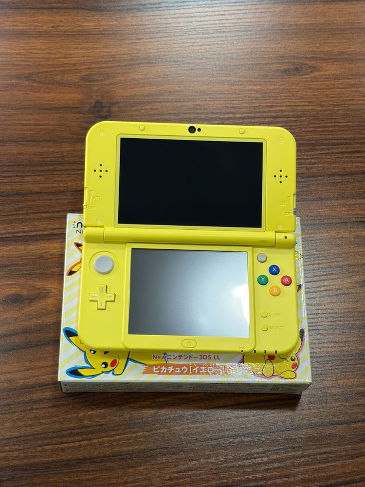 닌텐도 NEW 3DS LL 피카츄 에디션 이미지