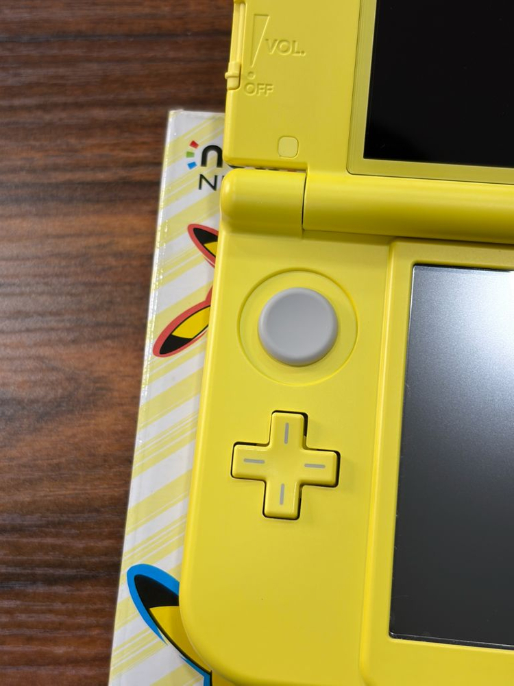 닌텐도 NEW 3DS LL 피카츄 에디션 이미지