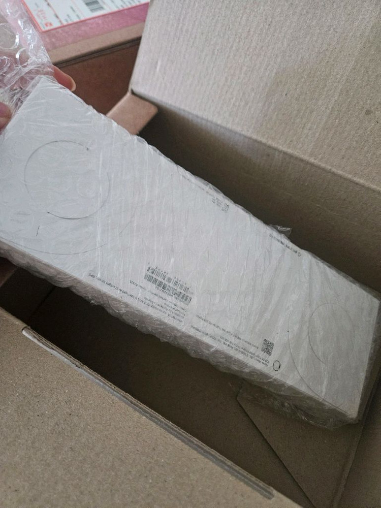 미개봉 애플워치 SE3 44mm GPS 팝니다 이미지