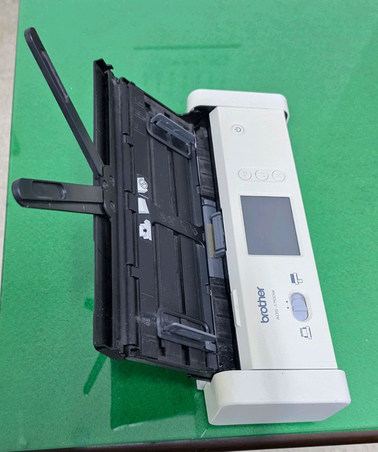 ADS 1700W A4 문서 스캐너 이미지