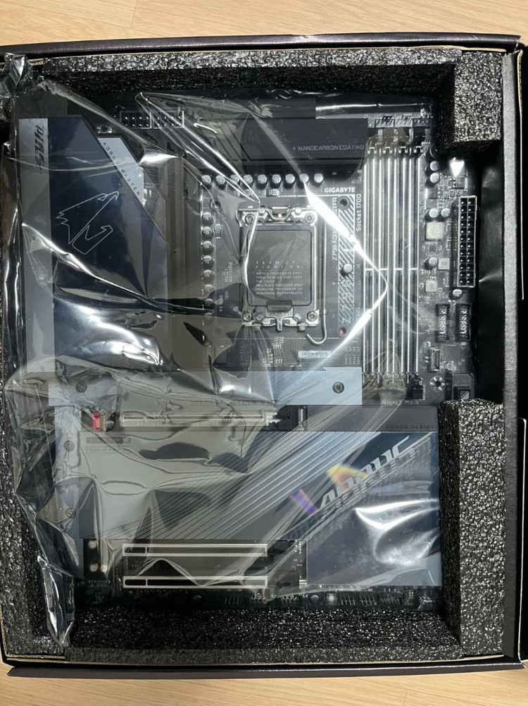기가바이트 Z790 어로스마스터 팝니다 이미지