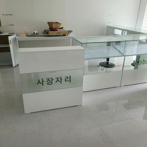 핸드폰매장 쇼케이스 유리진열장 인포데스크 악세사리장 이미지