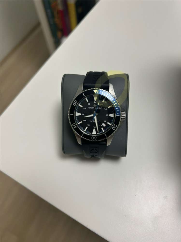 해밀턴 카키네이비 스쿠버 40mm 이미지