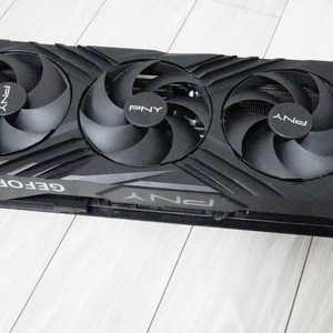 RTX 4090 그래픽카드 이미지