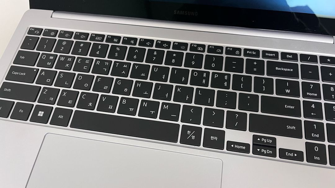 삼성 갤럭시북3 프로 16인치 | i5 512gb 16gb램 판매합니다. 이미지