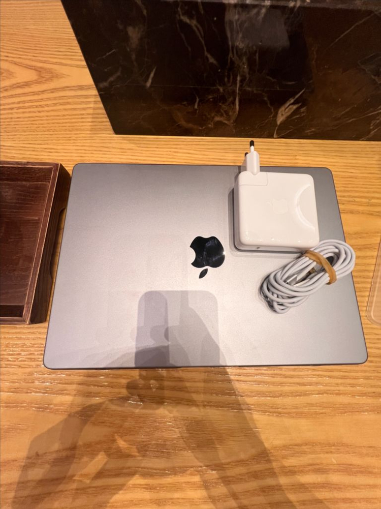 MacBook Pro 14인치 M1 Pro/ 맥북프로 이미지