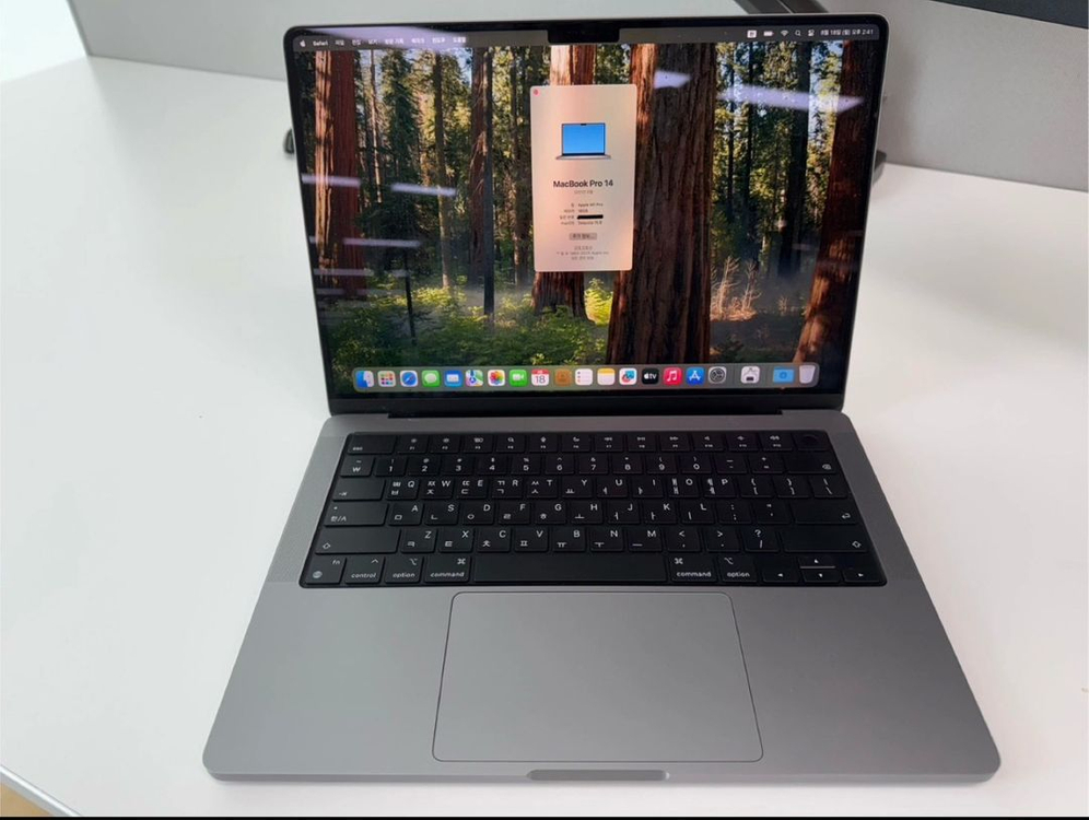 MacBook Pro 14인치 M1 Pro/ 맥북프로 이미지