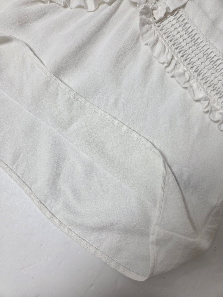 마쥬 프릴 펀칭 디자인 블라우스 화이트(M) 이미지