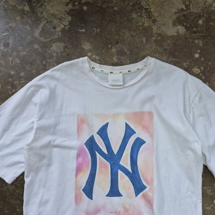 L) MLB 엠엘비 뉴욕 양키스 오버핏 반팔티 반팔티셔츠 이미지