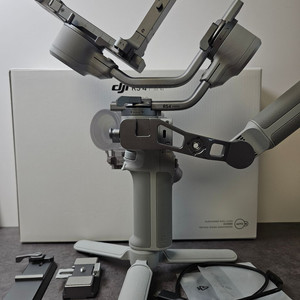 DJI RS4 Mini Combo 박스셋 이미지