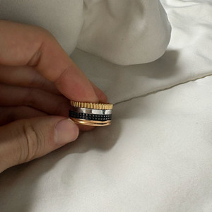 18k 부쉐론 금반지 이미지