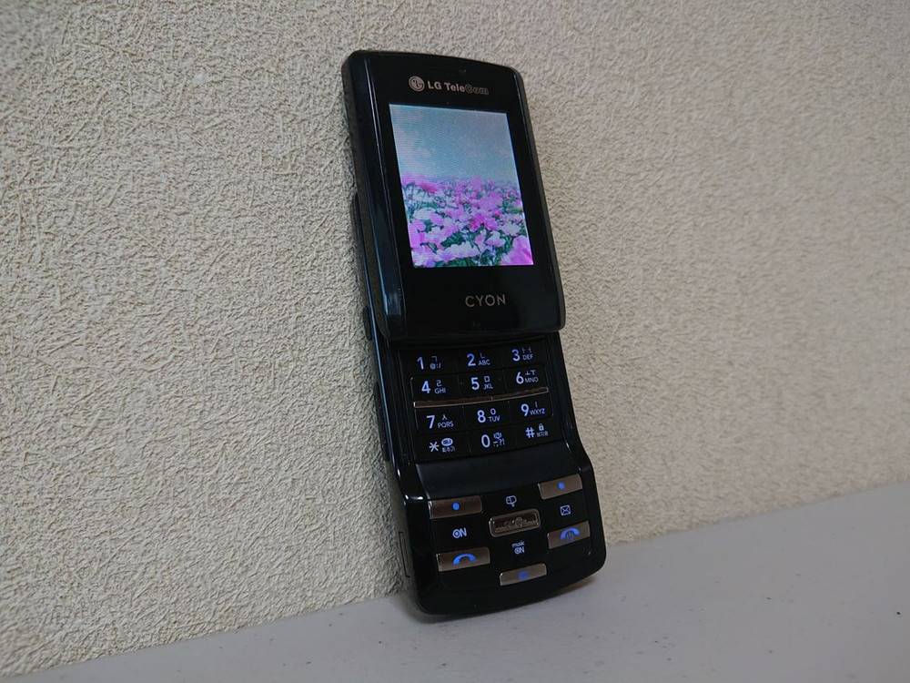 구형폰 올드폰 스카이 SKY IM S330 / LG LC3200 이미지