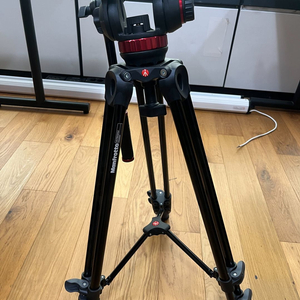 Manfrotto MVT502AM 삼각대 판매 이미지