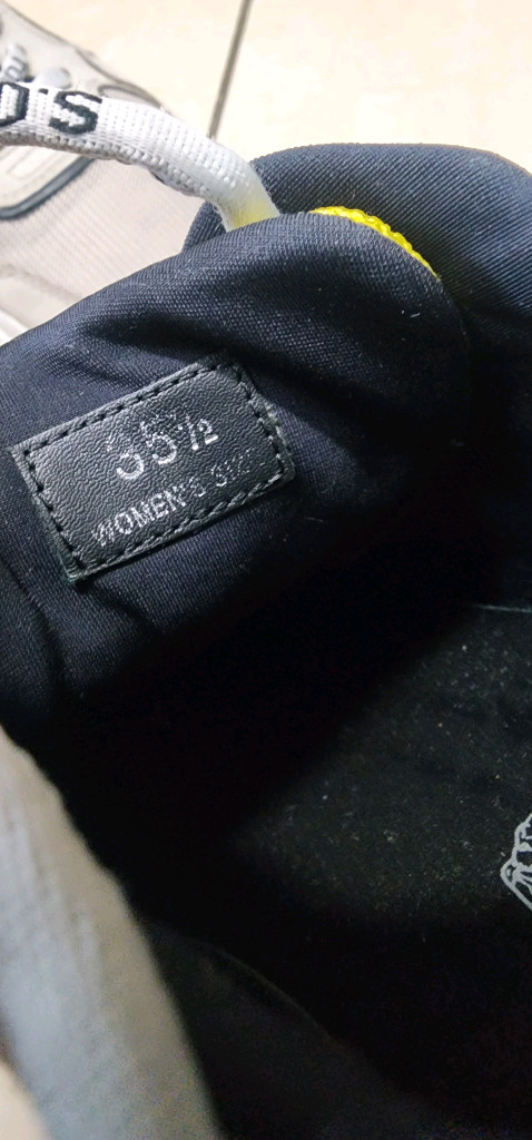 토즈 TODS 여성 키높이 스니커즈 230~235 이미지