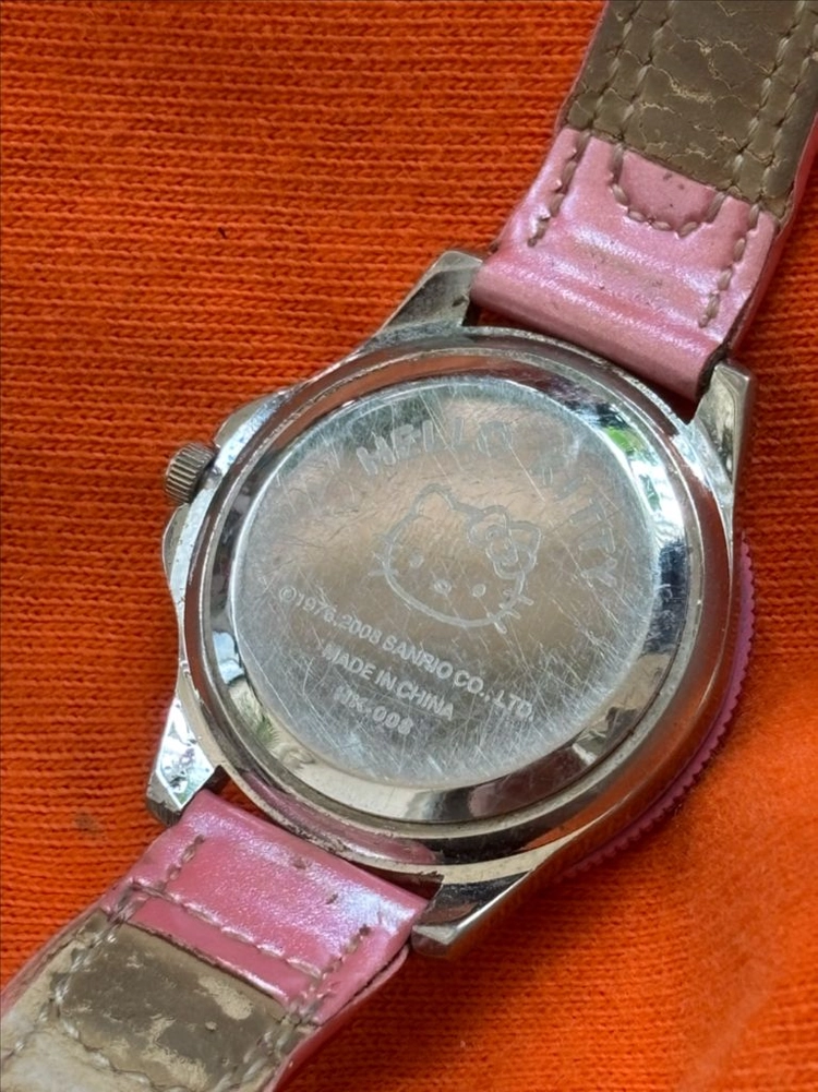 vintage hello kitty metal watch 이미지