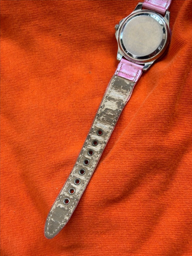 vintage hello kitty metal watch 이미지