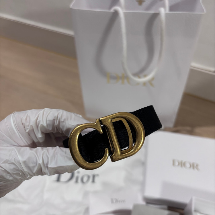 [정품] Dior 디올 새들 나일론 벨트 단종제품 이미지