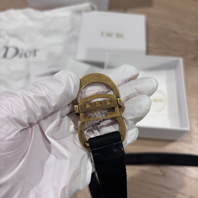 [정품] Dior 디올 새들 나일론 벨트 단종제품 이미지