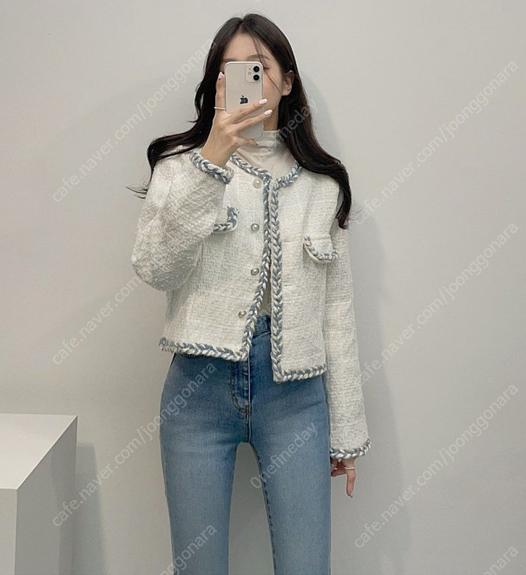 [새상품] 아이보리 트위드 자켓 / 진주단추 / 하객룩·데이트룩 추천 이미지