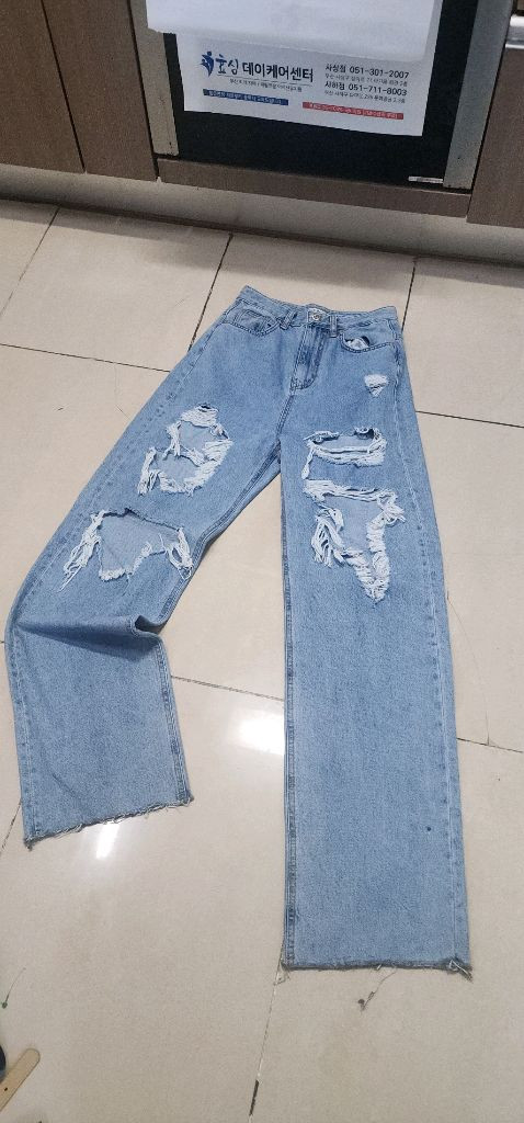 마르디메크르디 이쁜 청바지/ 산드로 블라우스 이미지