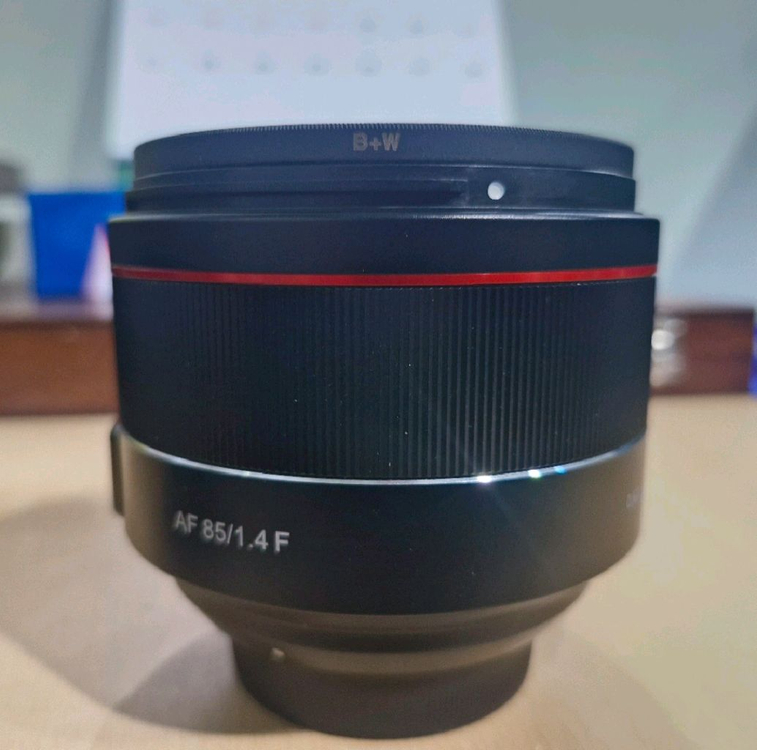 삼양 AF 85mm F1.4 니콘 F마운트 이미지