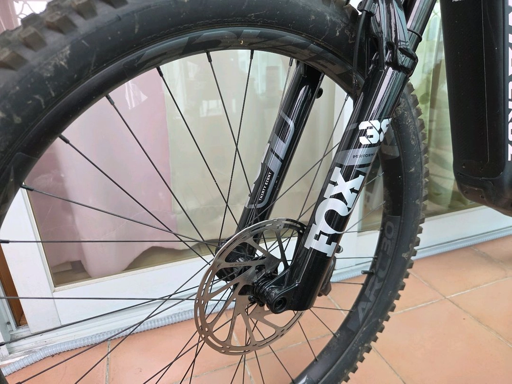 산타크루즈 헤클러 9 [EP801 / 카본 C / 27.5 / S KIT] emtb 전기자전거 팝니다 이미지