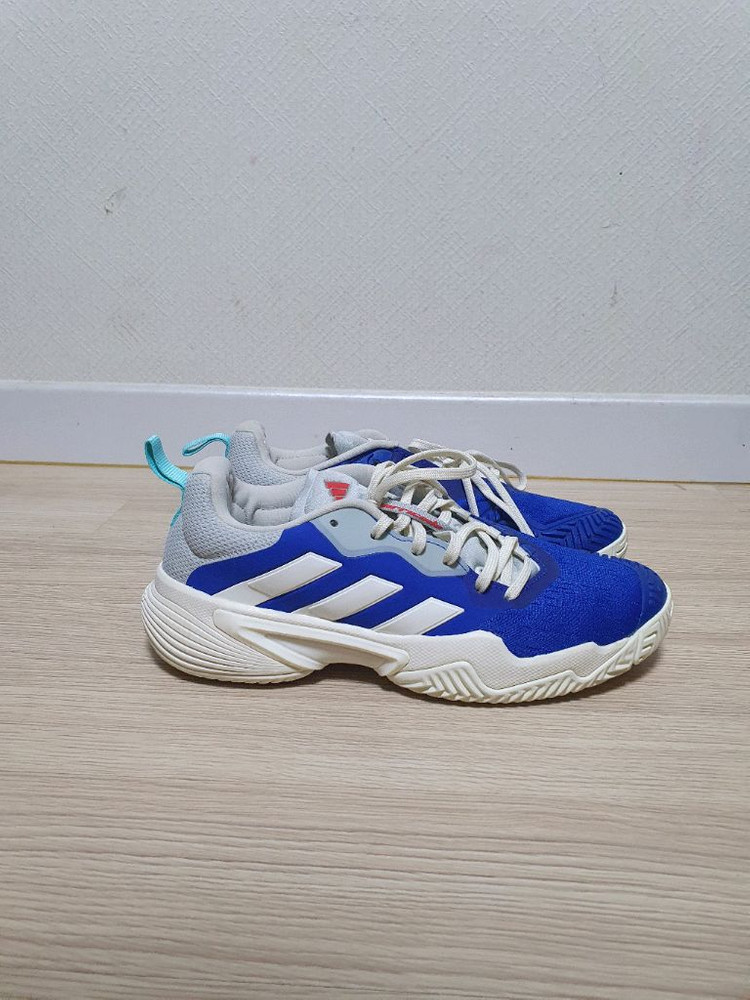 아디다스 바이케이드 테니스화 260 이미지