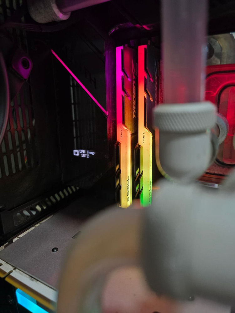 x399 ROG Zenith Extreme Alpha+ 쓰레드리퍼 2950x 이미지