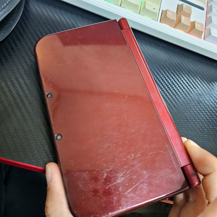 닌텐도 뉴큰다수 new 3ds xl 친모아 등 내장 팝니다 이미지