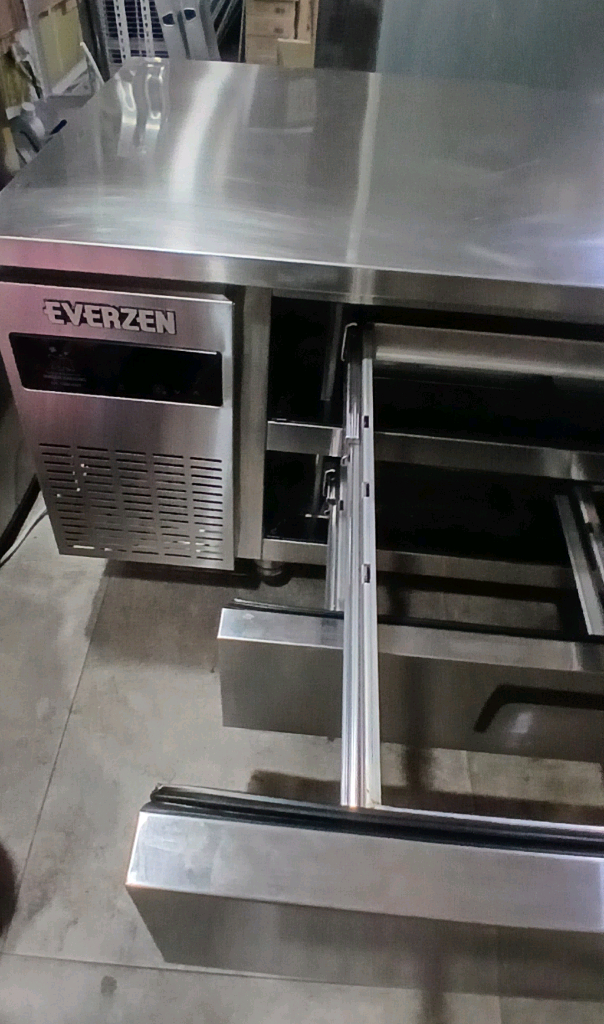[2022년11월구매]에버젠 1200 낮은 서랍식 냉장고 팝니다. S급 이미지