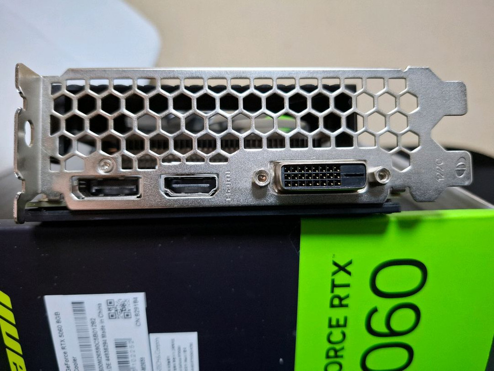 컴퓨터 그래픽카드 PALIT GTX 1660SUPER 6GB 이미지