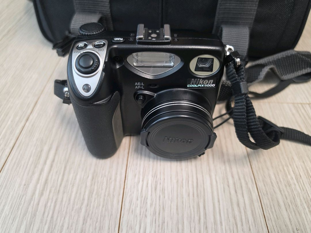 니콘 쿨픽스5000 coolpix5000 디카 판매합니다 이미지