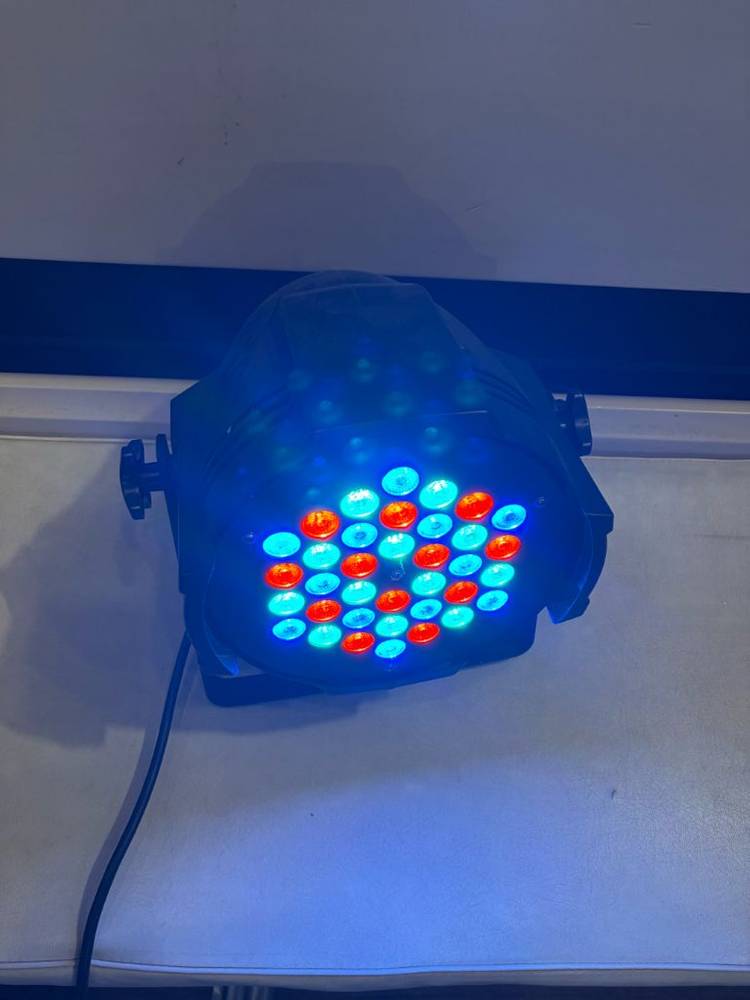 DMX512 GS-192 조명 콘솔 + LED PAR 조명 2대 + 10m 케이블 세트 이미지