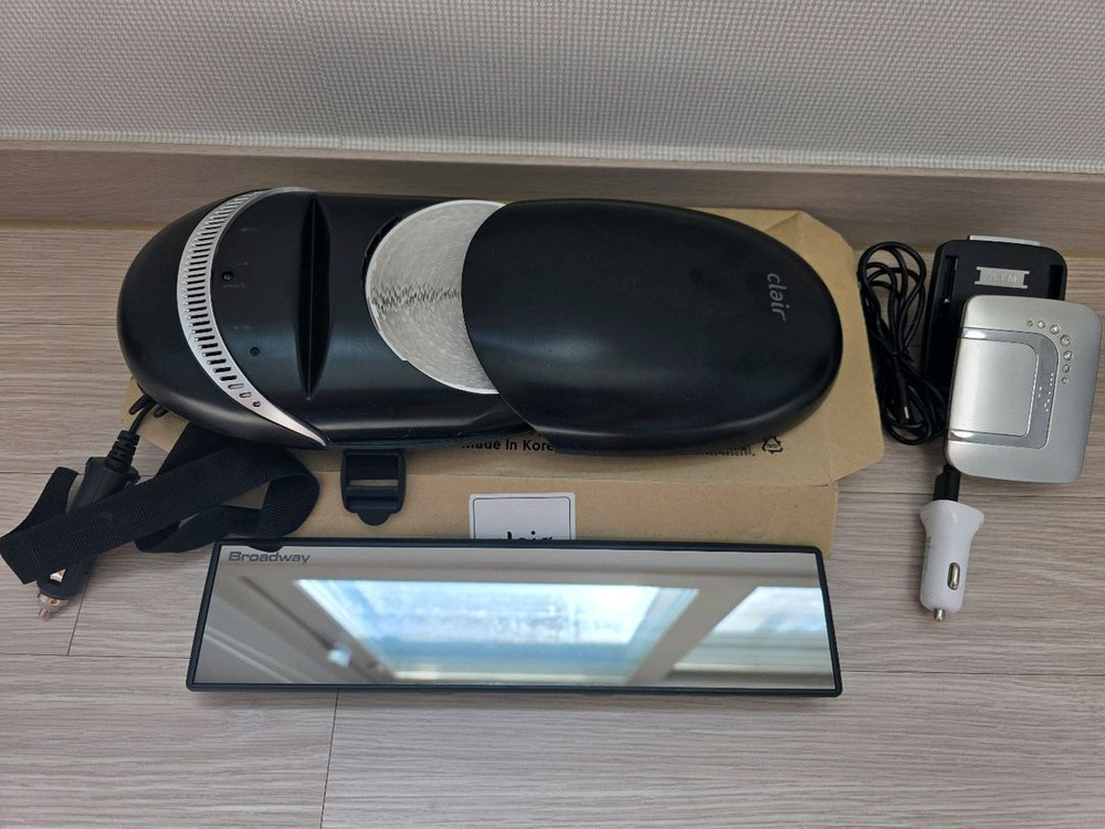 클레어 차량용 공기청정기,폰 거치대,폰 충전기,룸미러/일괄 이미지