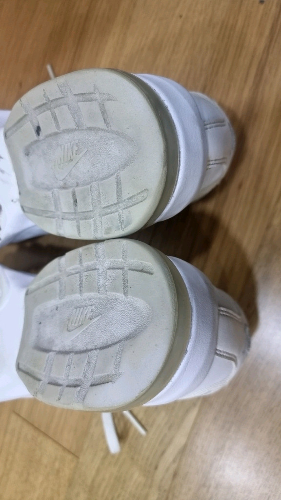 나이키 AIR 운동화245 팝니다. 이미지