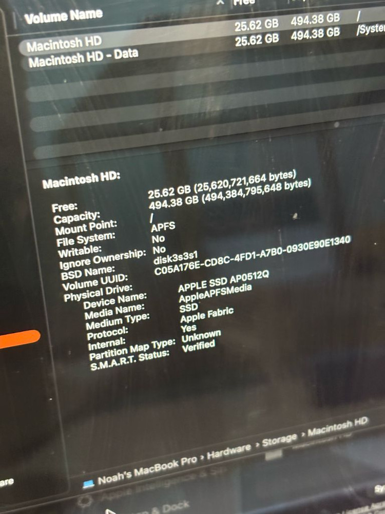 맥북 프로 M1 2020년형 13인치 8GB 256GB 이미지