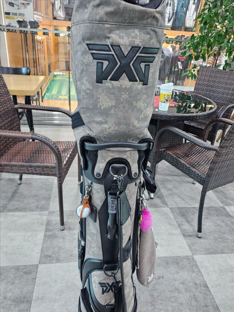 PXG 카모 골프백 이미지