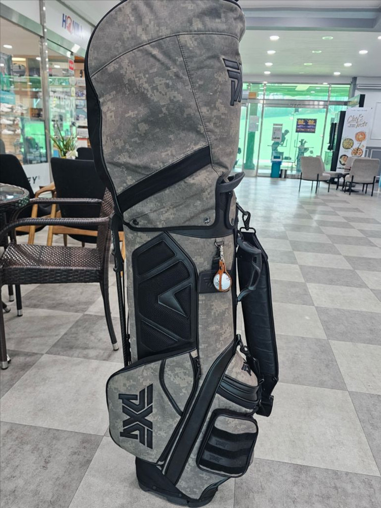 PXG 카모 골프백 이미지