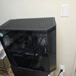9950X3D/5090 고성능 게이밍 PC 본체 이미지