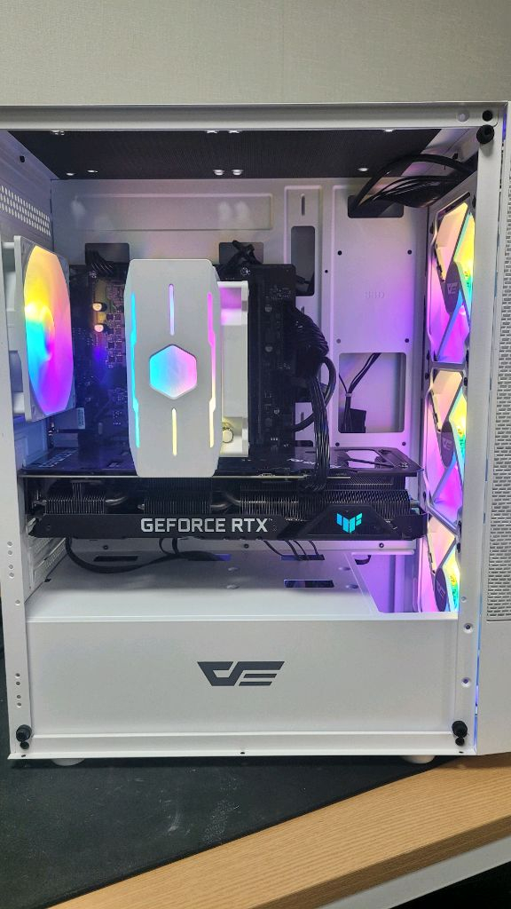[청소/정비완료] i5-11500 / RTX3060 12G / RAM 16G 화이트 게이밍 컴퓨터 판매합니다 이미지
