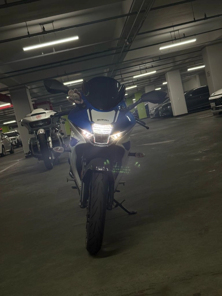 스즈키 Gsx-r125 21년식 판매합니다 이미지