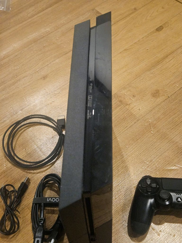 플스4 500GB 블랙 판매합니다. 이미지