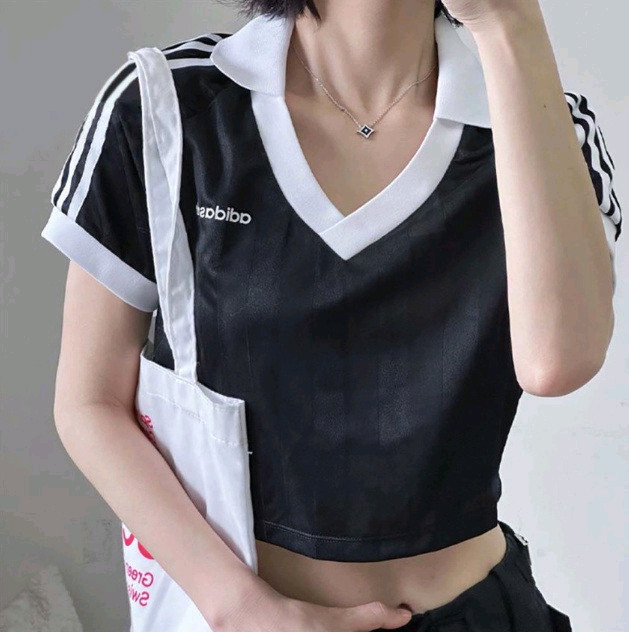 아디다스 풋볼 크롭 탑 블랙 반팔 카라 티셔츠 M 이미지