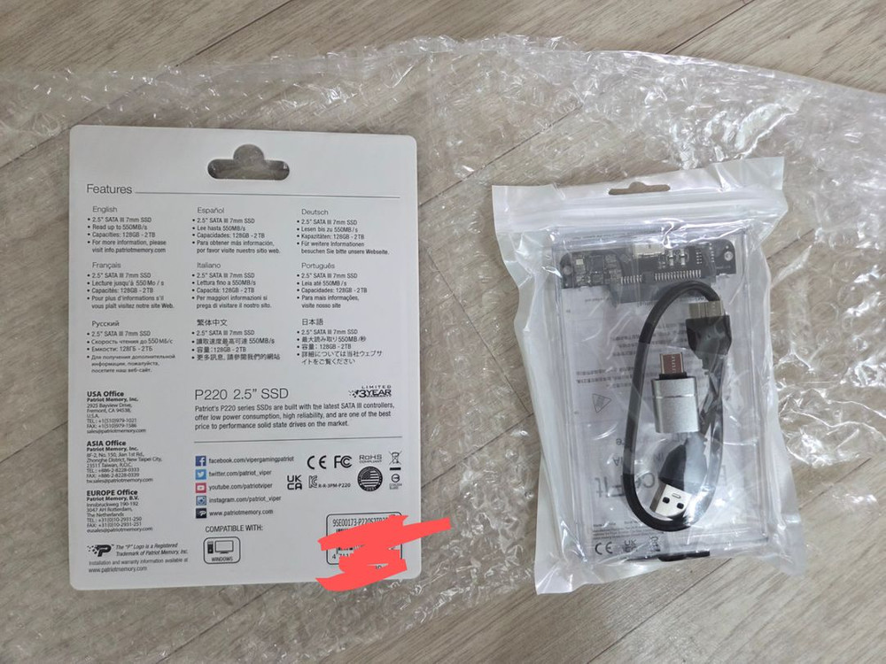 PC,노트북,PS,XBOX미개봉신품 2TB 2.5인치 SSD SATA3 + 투명 USB3.0 외장하드 케이스 세트 이미지
